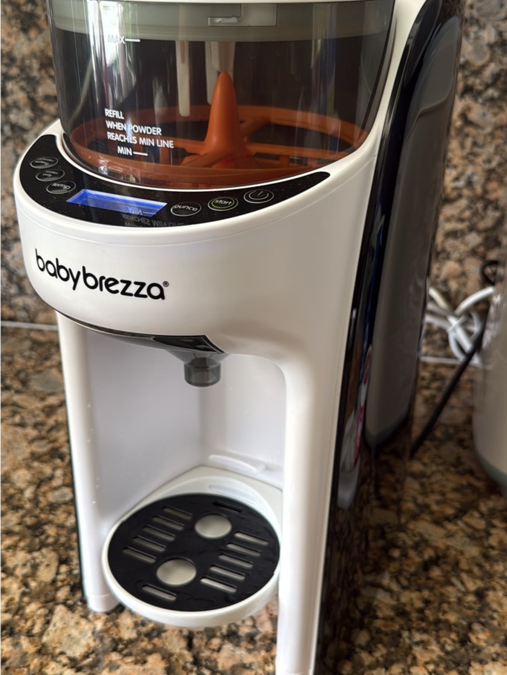Baby Brezza Formula Pro Advanced - White and Black